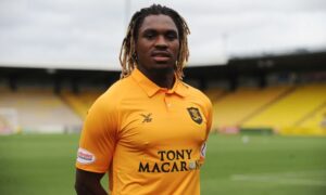 Dolly Menga moves to Petro Atlético on loan - Sports Leo