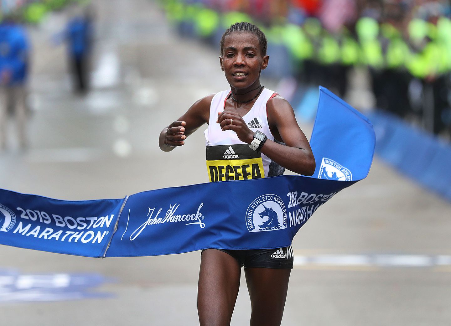 Ethiopian trio headline Dubai Marathon - Sports Leo