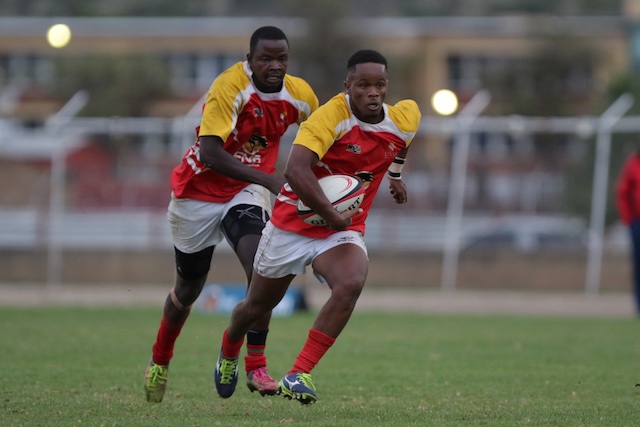 Namibian flyhalf Kisting keeping fit in Romanian lockdown - Sports Leo