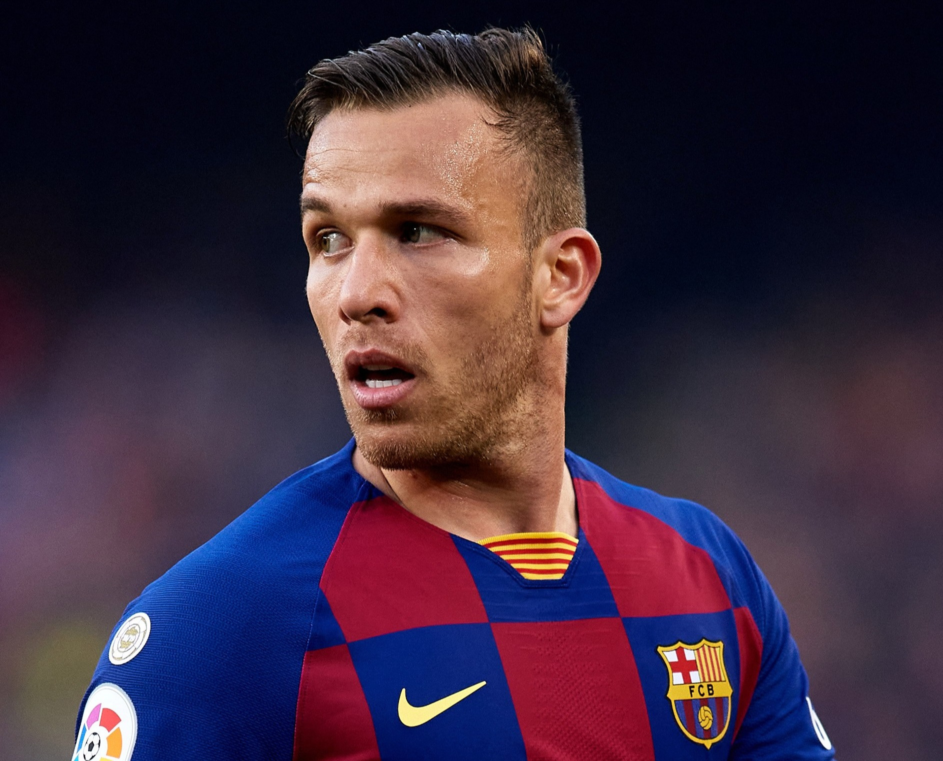 Barcelona to discipline Arthur ahead of Juventus move - Sports Leo