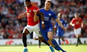 Leicester City defender Jonny Evans signs new contract - Sports Leo