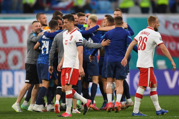 UEFA EURO 2020: Robert Lewandowski misfires as Slovakia stun Poland
