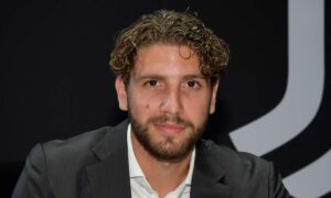 Juventus sign with Locatelli