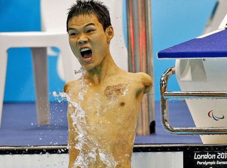 zheng-tao-china-s-armless-swimmer-who-scooped-four-gold-medals