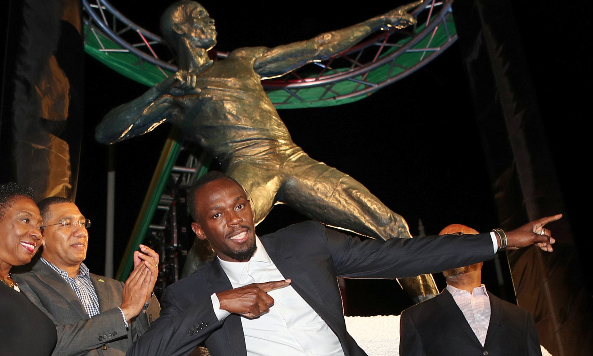 Expensive Usain Bolt statue causing trouble in Miramar, Florida 