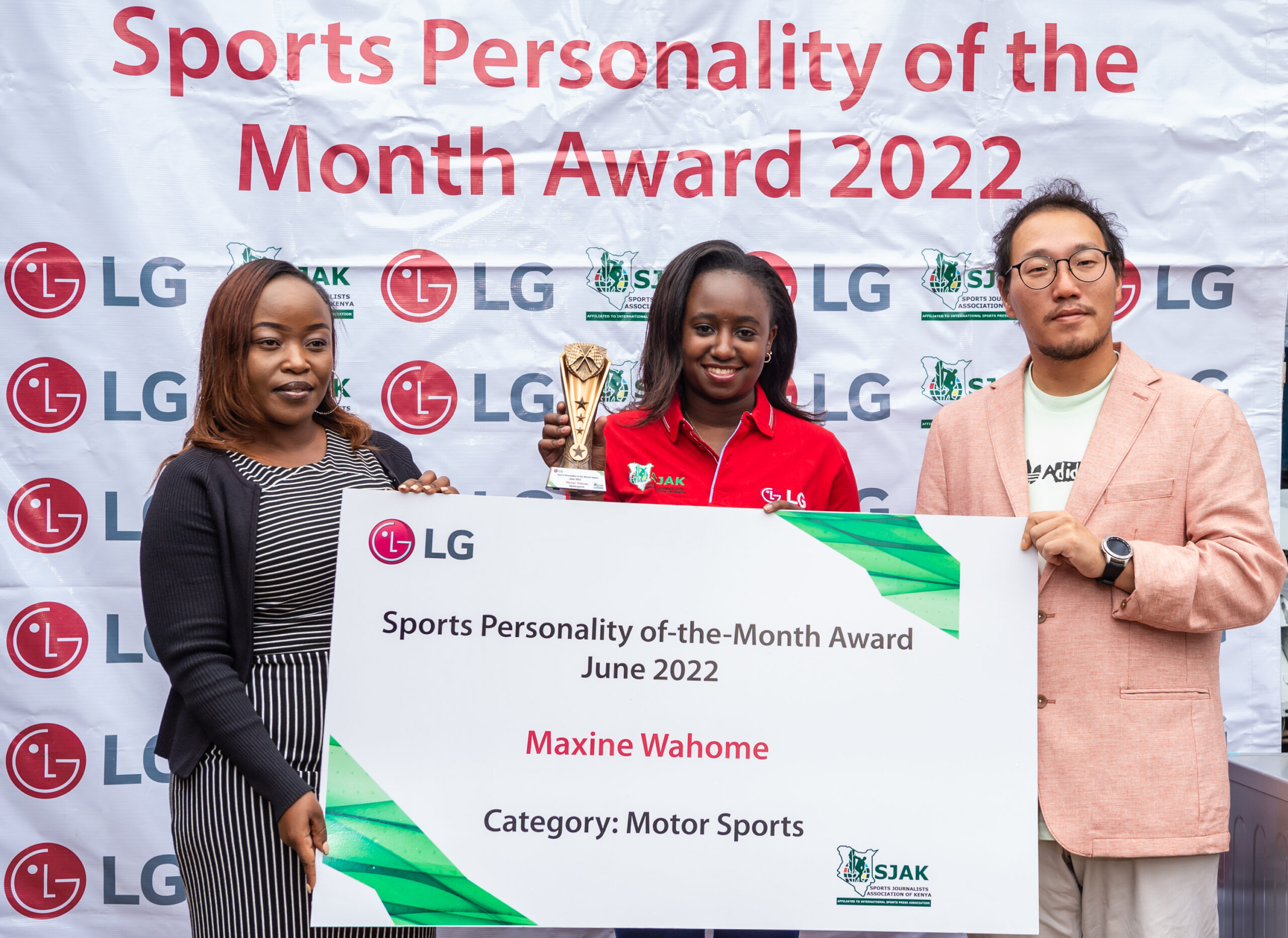  Maxine Wahome