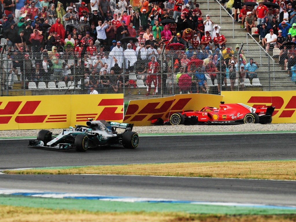 Vettel crash Germany PA