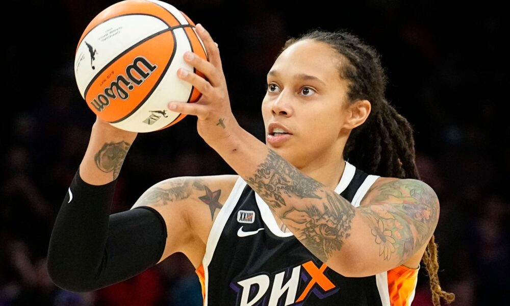 Brittney Griner writes emotional letter from Russian jail - Latest ...