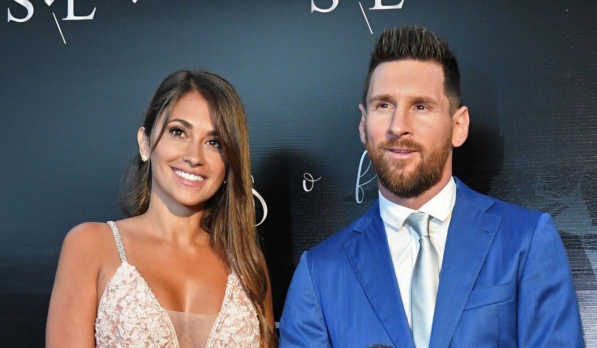 5 famous footballers with the most beautiful wives - Latest Sports News ...
