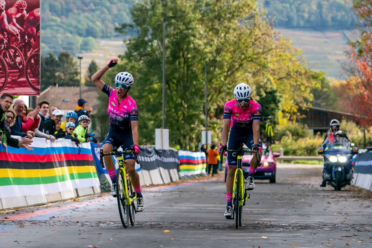 Cycling Hashimi sisters