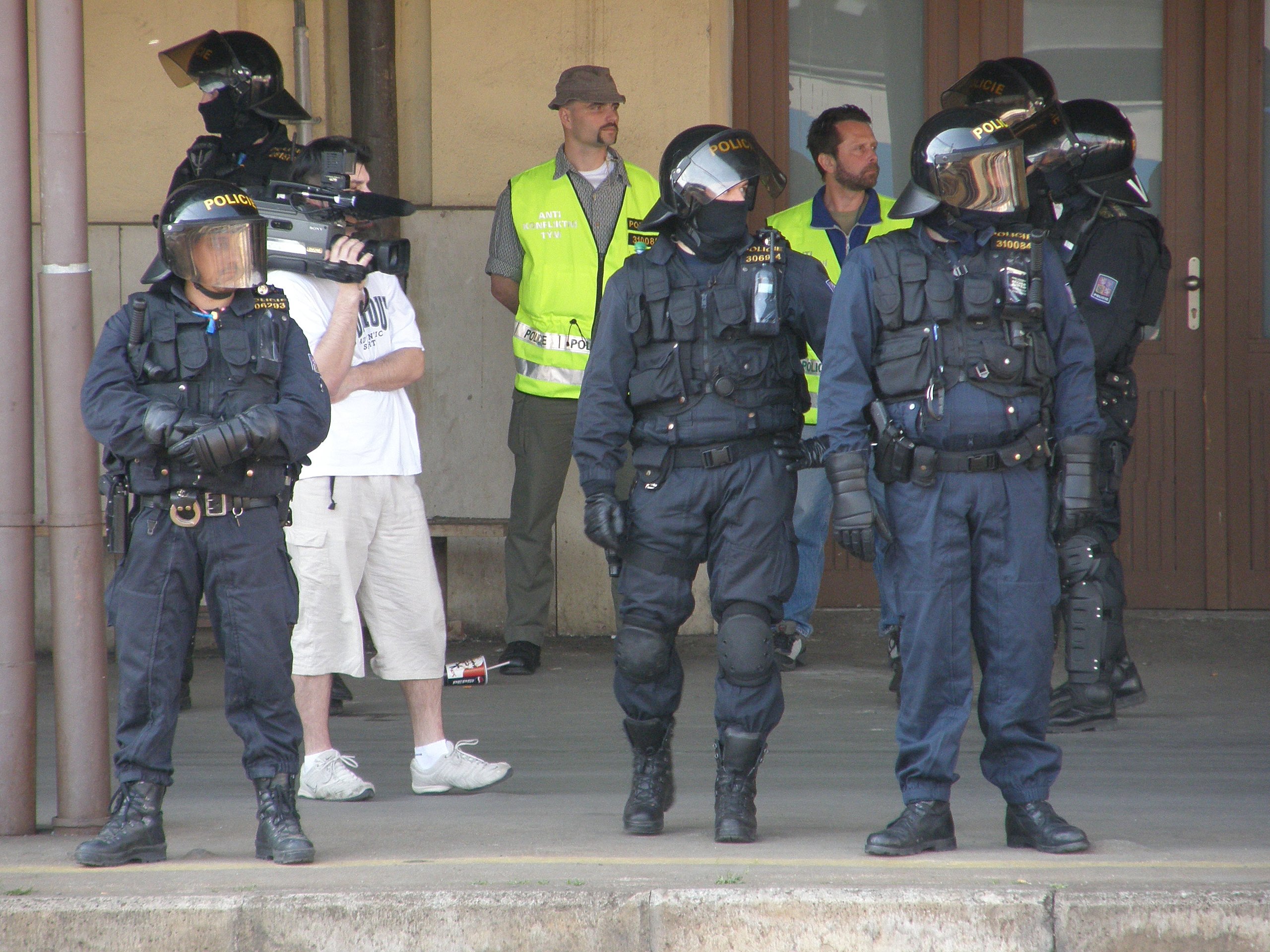 czech police officers