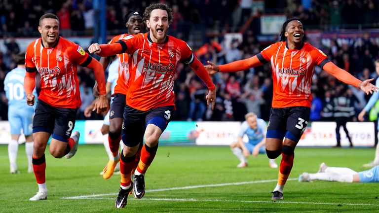 Luton Town 2-0 Sunderland Playoff