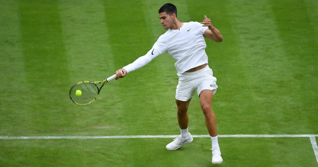 Carlos Alcaraz doubts he can beat Djokovic in Wimbledon Latest Sports