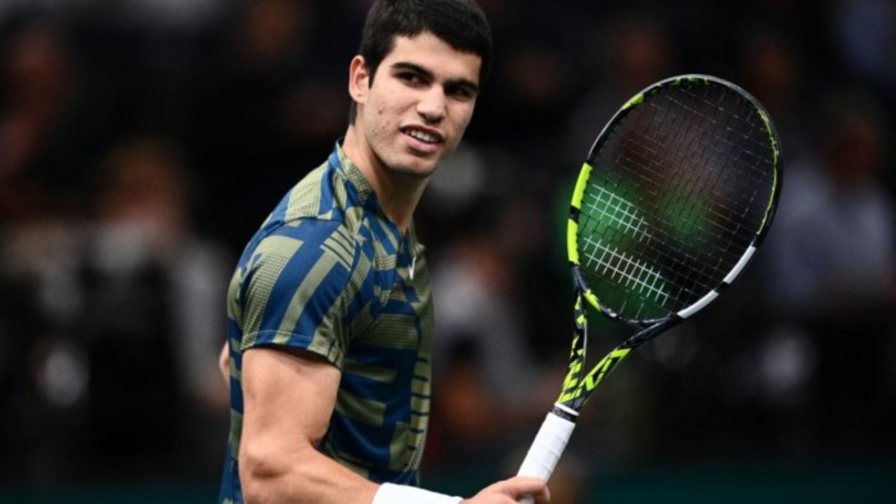 tennis rackets used by pros