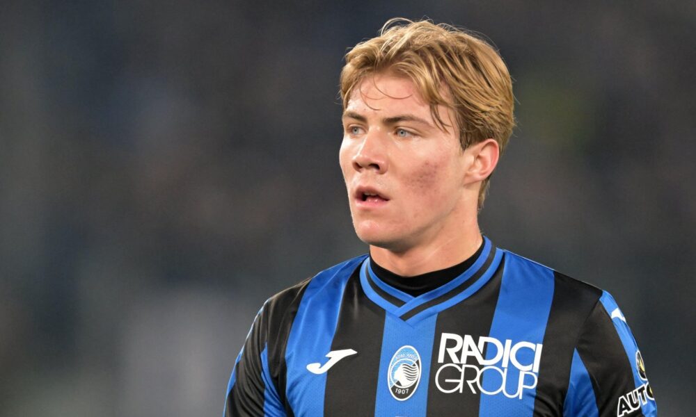 Rasmus Hojlund Is he the answer for Manchester United? Latest Sports