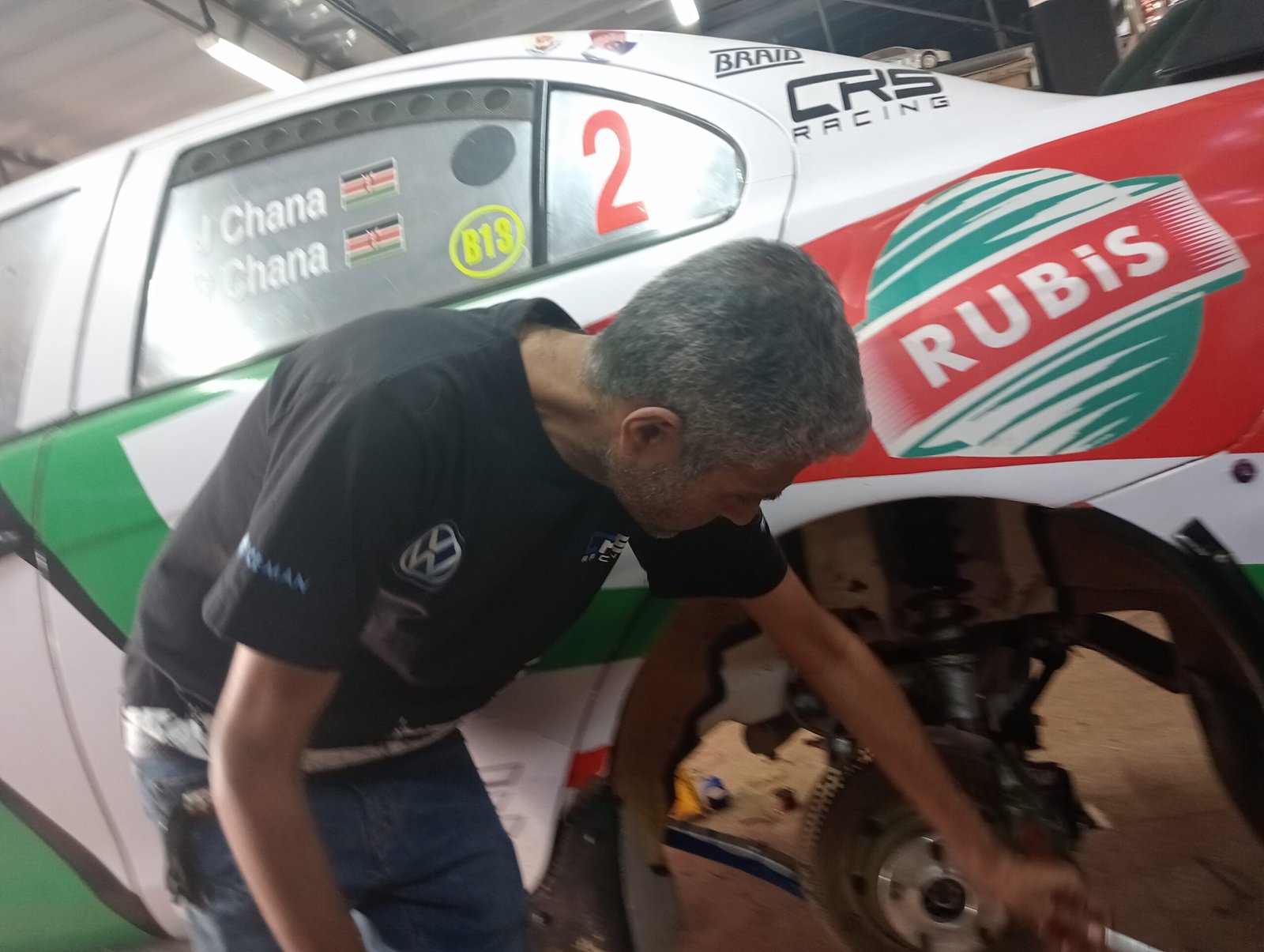 Jasmeet Chana working to prepare his vehicle for Bissil