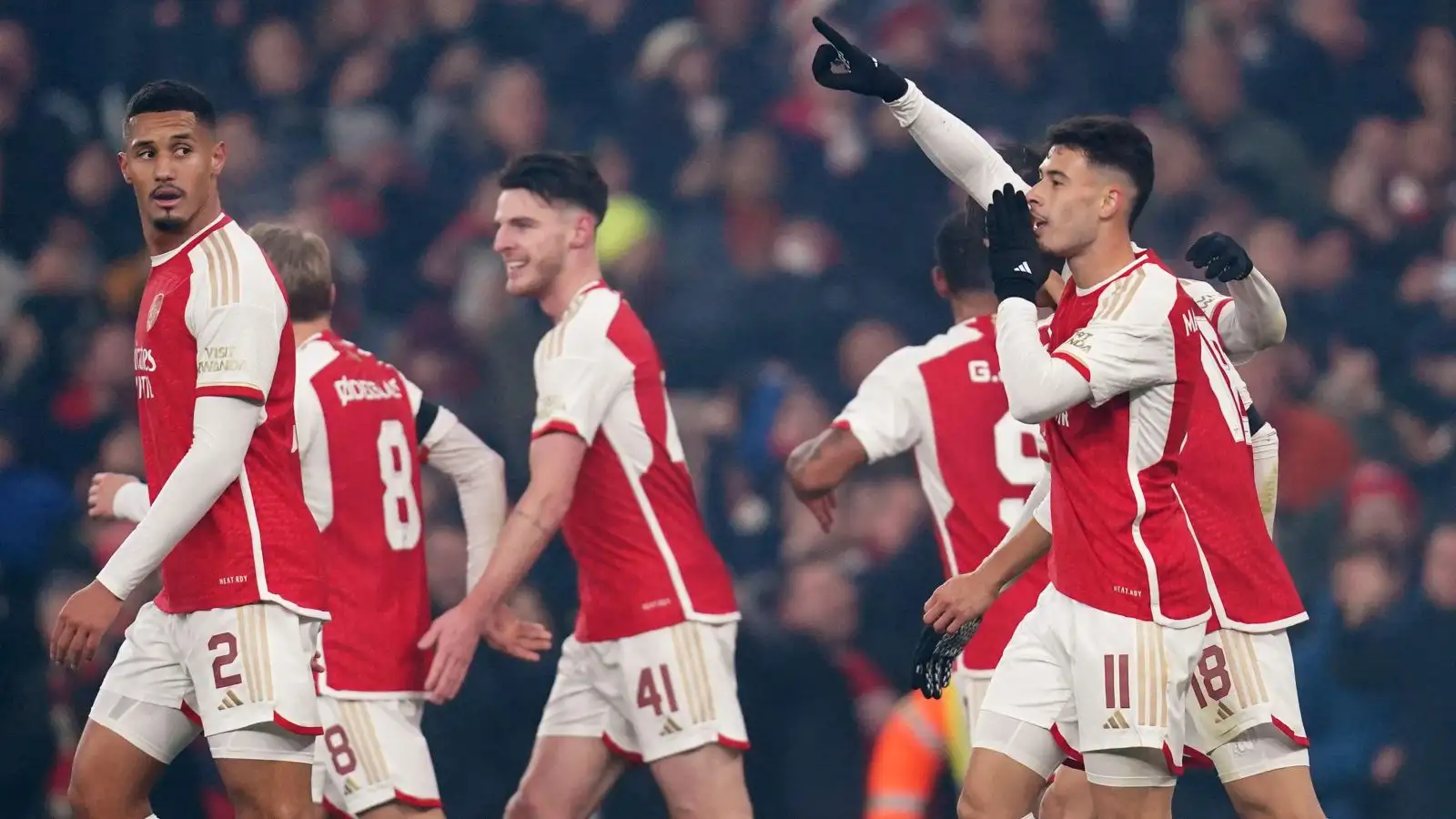 Arsenal beat Lens 
