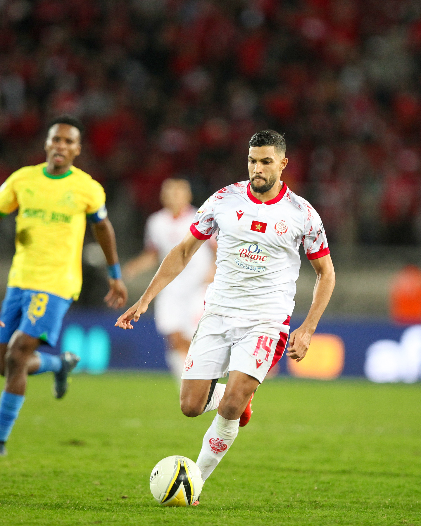 Action between Wydad and Sundowns