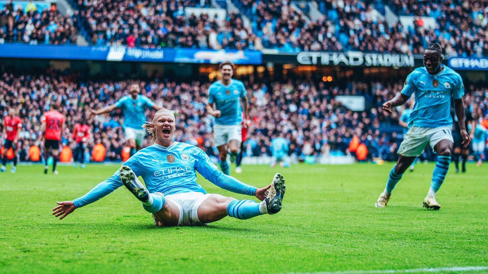 Erling Haaland celebrates scoring a brace against Everton Photo Manchester City