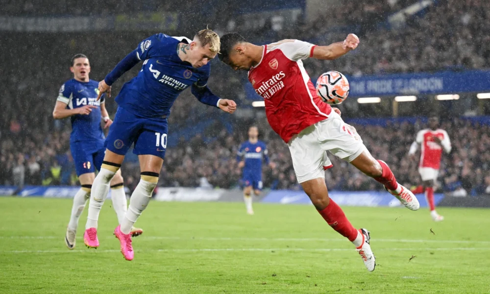Mudryk battles the ball against Saliba Photo Chelsea FC
