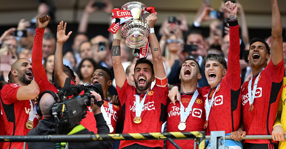 Bruno Fernandes lead Manchester United players in celebrating FA Cup win on Saturday. 