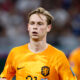 Frenkie de Jong hesitant on signing a contract extension with Barca